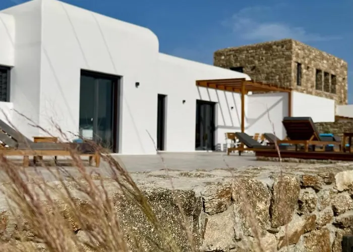 Pearl Of Mykonos * Plintri