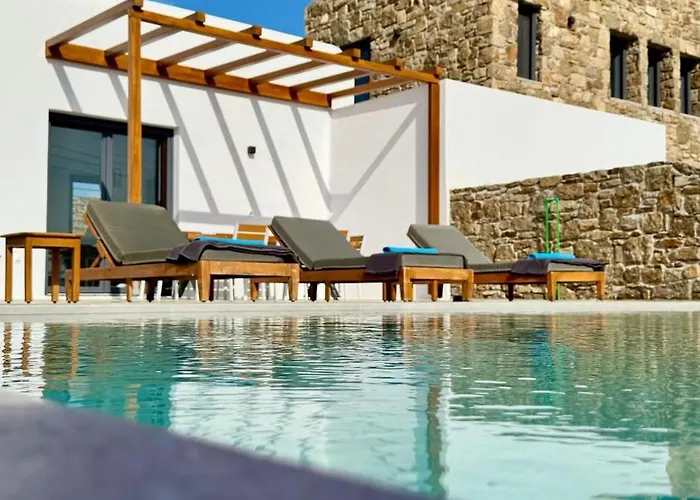 Pearl Of Mykonos Plintri